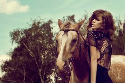 [Fashion Editorial] “Beauty And The Horse” par Marie Bärsch