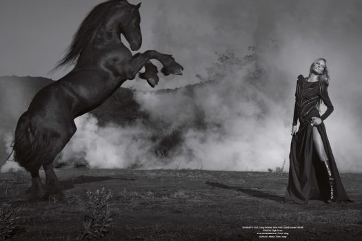 [Fashion Editorial] Horse Magazine : Horse fighting for power