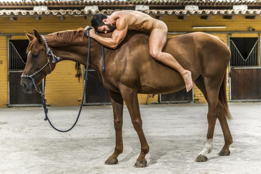 [Sexy Poney] Jess Vill : The Horse Whisperer