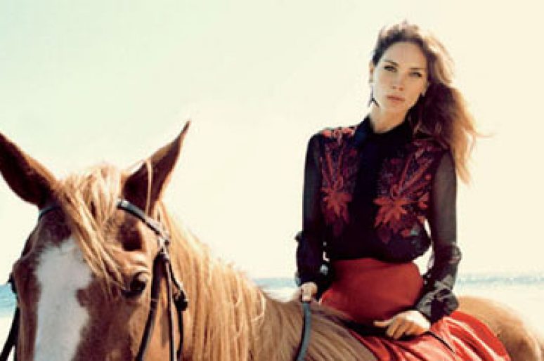 Erin Wasson en sirène western pour C Magazine