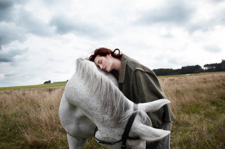 [Fashion Editorial] Soffa magazine : cheval, mon cocon normcore