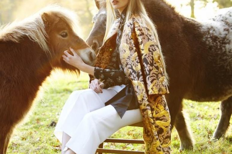 [Fashion Editorial] Mojeh : Poneys & Frisons