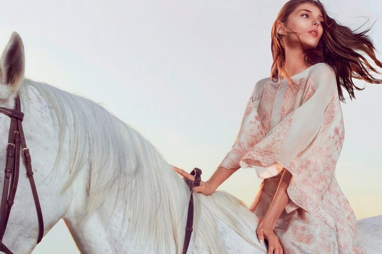 [Fashion Ad] Le cheval blanc de BCBG Max Azria