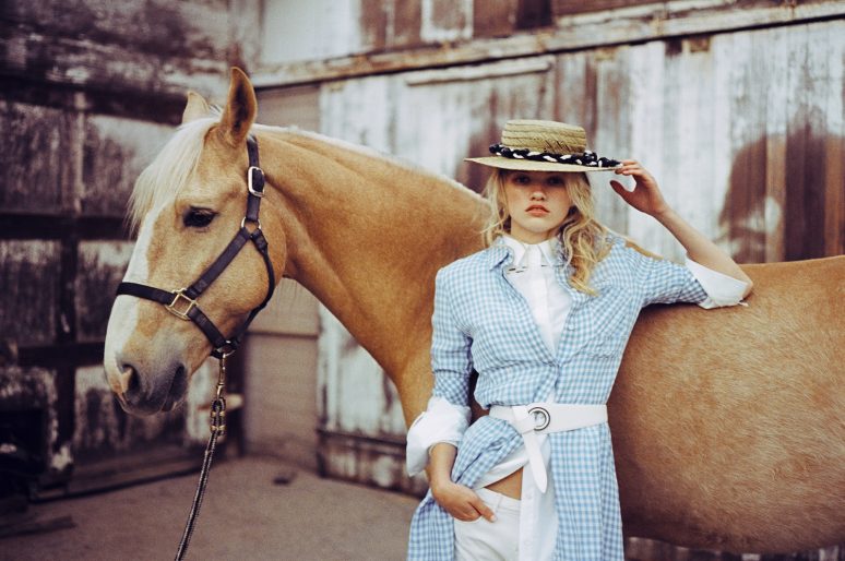 [Fashion Editorial] Le cheval palomino du ELLE France