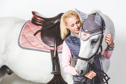 [Equestrian Fashion] Equestrian Stockholm : ride against cancer